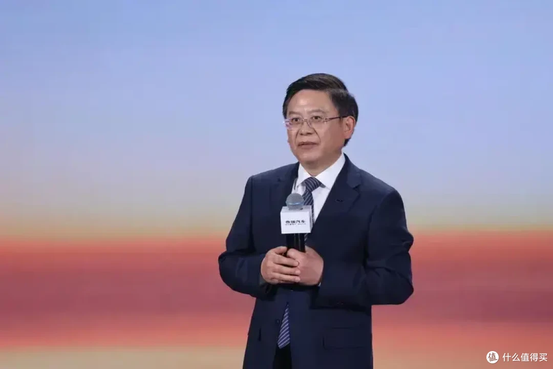 全域AI油电同权!在奇瑞新燃油之夜现场,全新一代瑞虎9正式上市