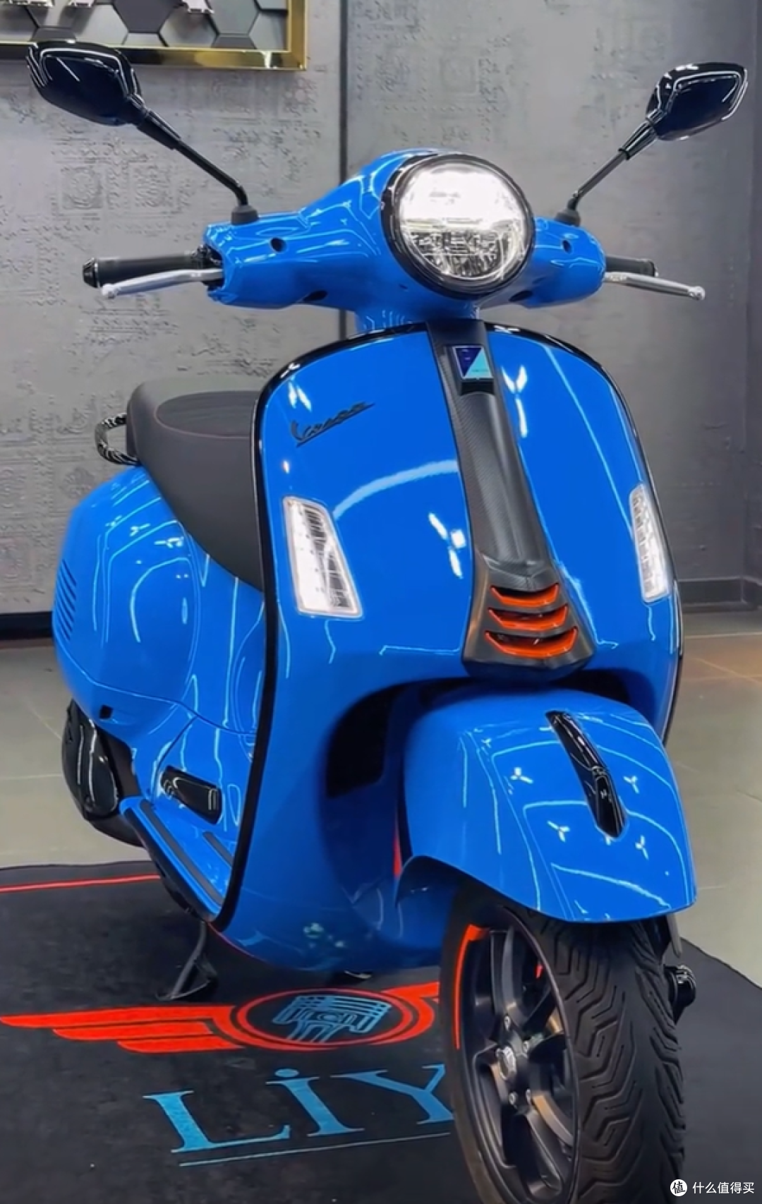 29800起!Vespa 180来了,春天冲刺一起涨排量!