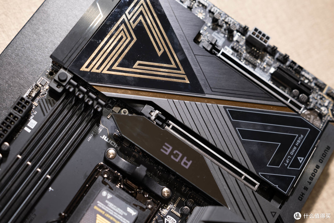 旗舰标杆,微星MEG X870E ACE MAX战神主板开箱实测
