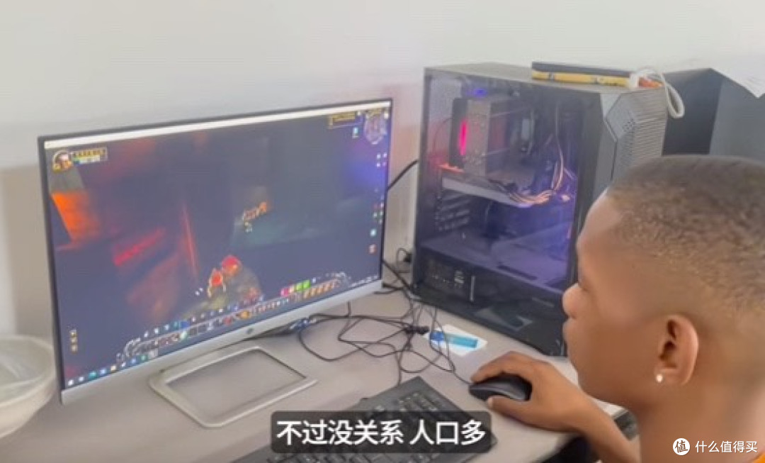 “手机网吧”火了,要玩还得排队取号