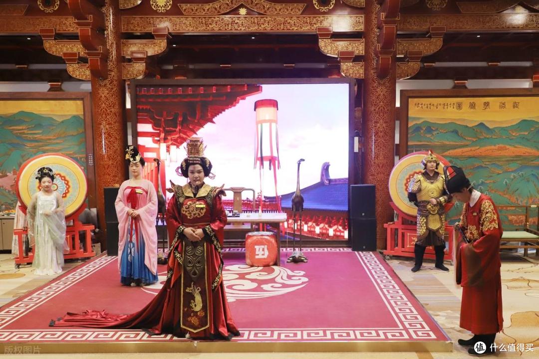 如果古代有保险:武则天——67岁登基,高龄皇帝的医疗+寿险组合
