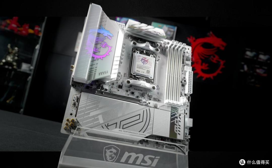 锐龙9950 X3D2与微星B850M刀锋钛MAX评测：双芯合璧，战力觉醒！