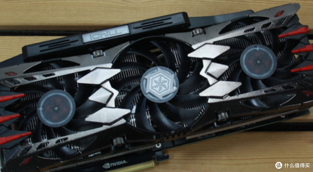 曾经是顶级游戏显卡980ti，现在是400圆会啸叫的电阻丝