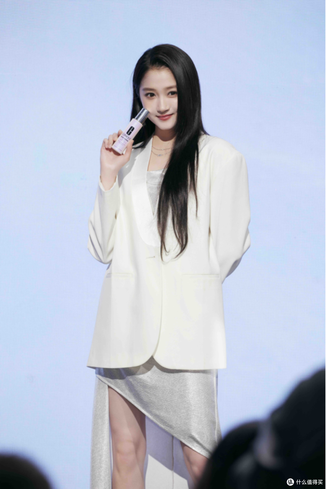 1777280380170557.png 2026美白抗老精华怎么选?去黄提亮看这篇