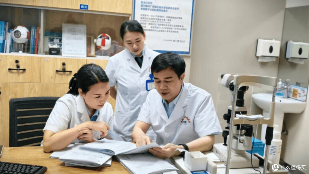 省级专家与本院主任联合巡诊，来宾爱尔眼科守护清晰视界