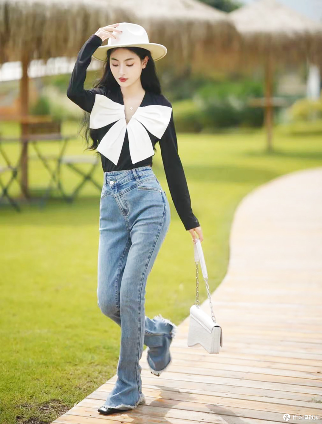 梨型身材的女生，尽量不要穿这3种裤子，显胖显腿粗，尤其无痕裤
