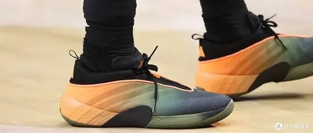 【NBA每日上脚】奥莱300甩的货,能打季后赛?