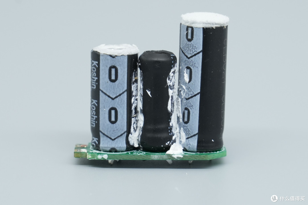 新国标绝缘插脚更安全，OPPO 120W 氮化镓拆解