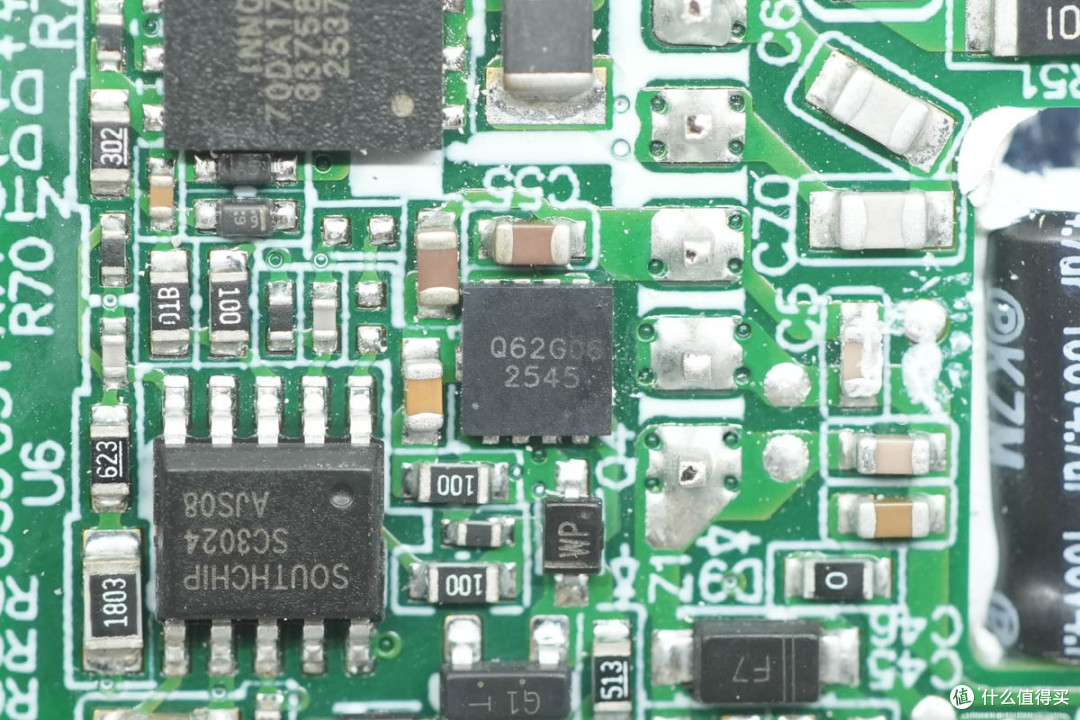 新国标绝缘插脚更安全，OPPO 120W 氮化镓拆解