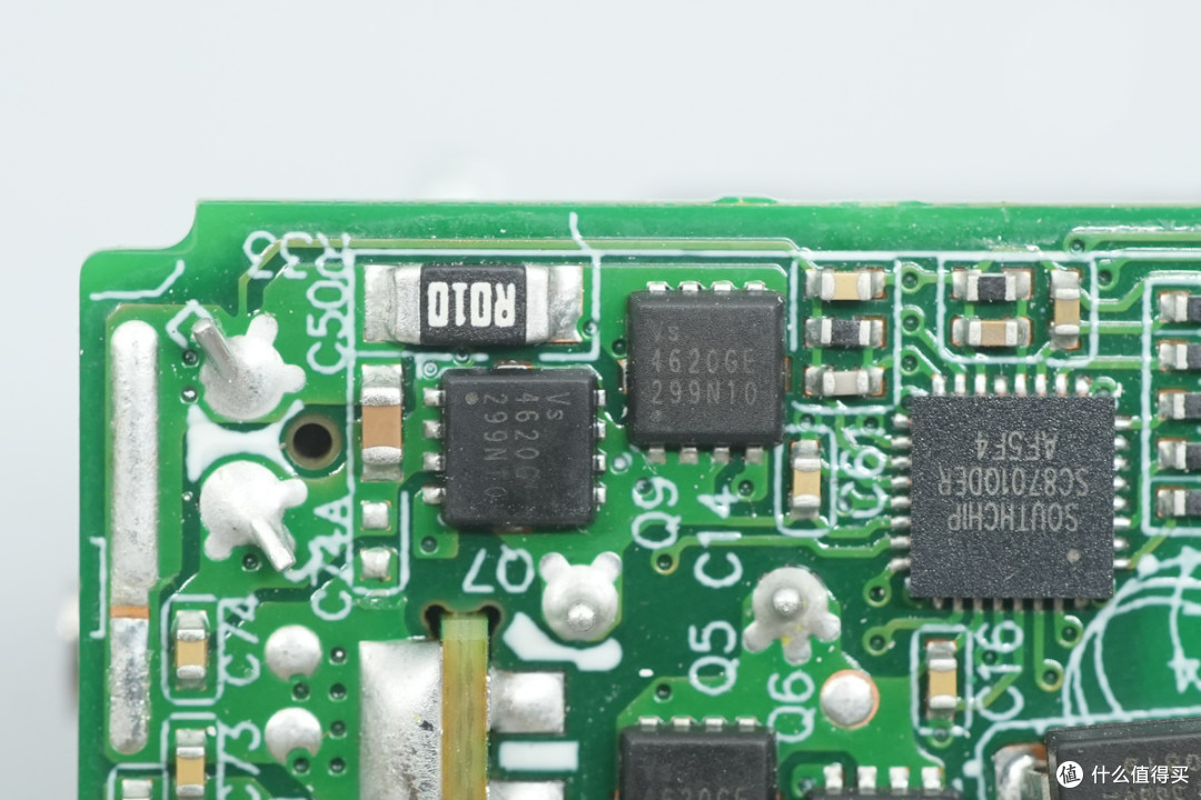 新国标绝缘插脚更安全，OPPO 120W 氮化镓拆解