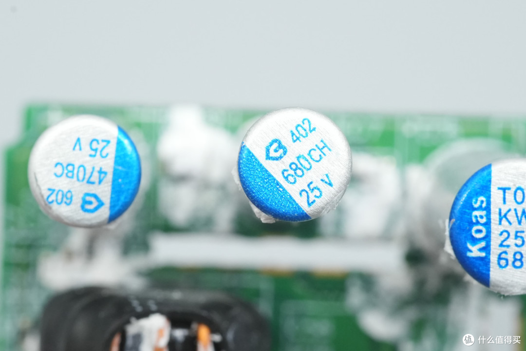 新国标绝缘插脚更安全，OPPO 120W 氮化镓拆解