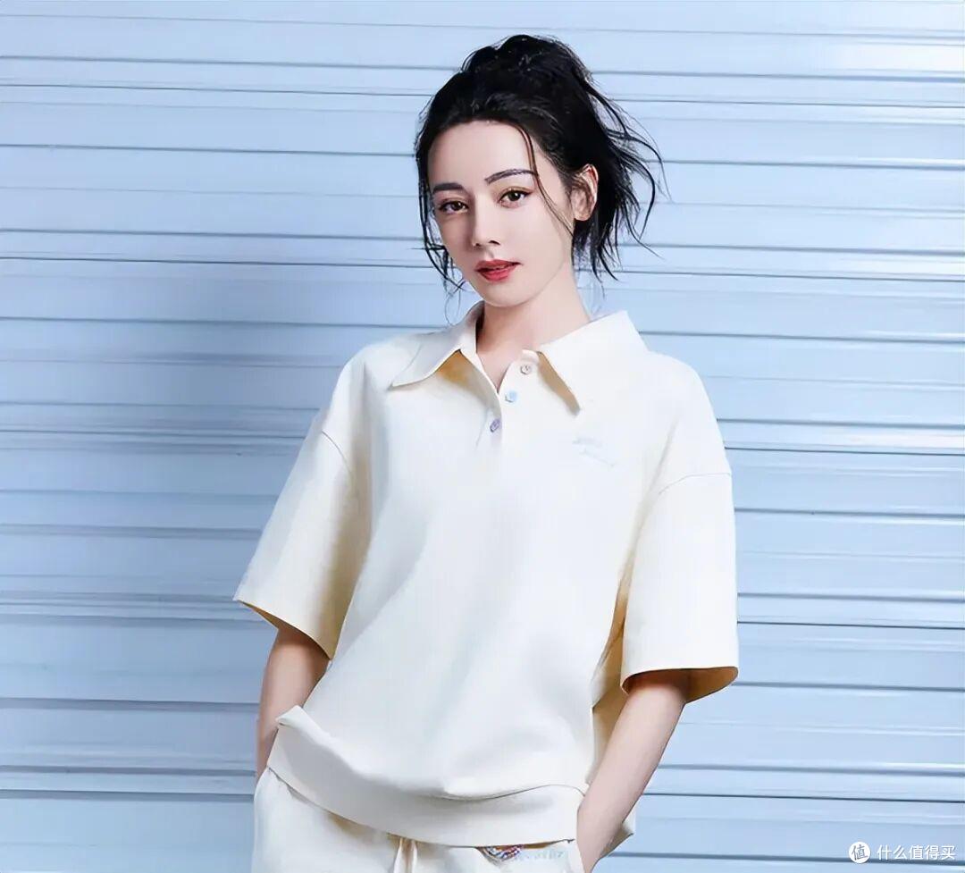 升温后才发现,T恤、背心不兴了!今年流行这3款“夏装”,真的美