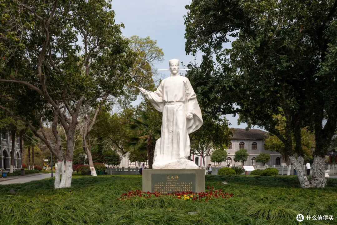 去了一个很卷的城市,游客不多景点却多到逛不完,太适合反向出游