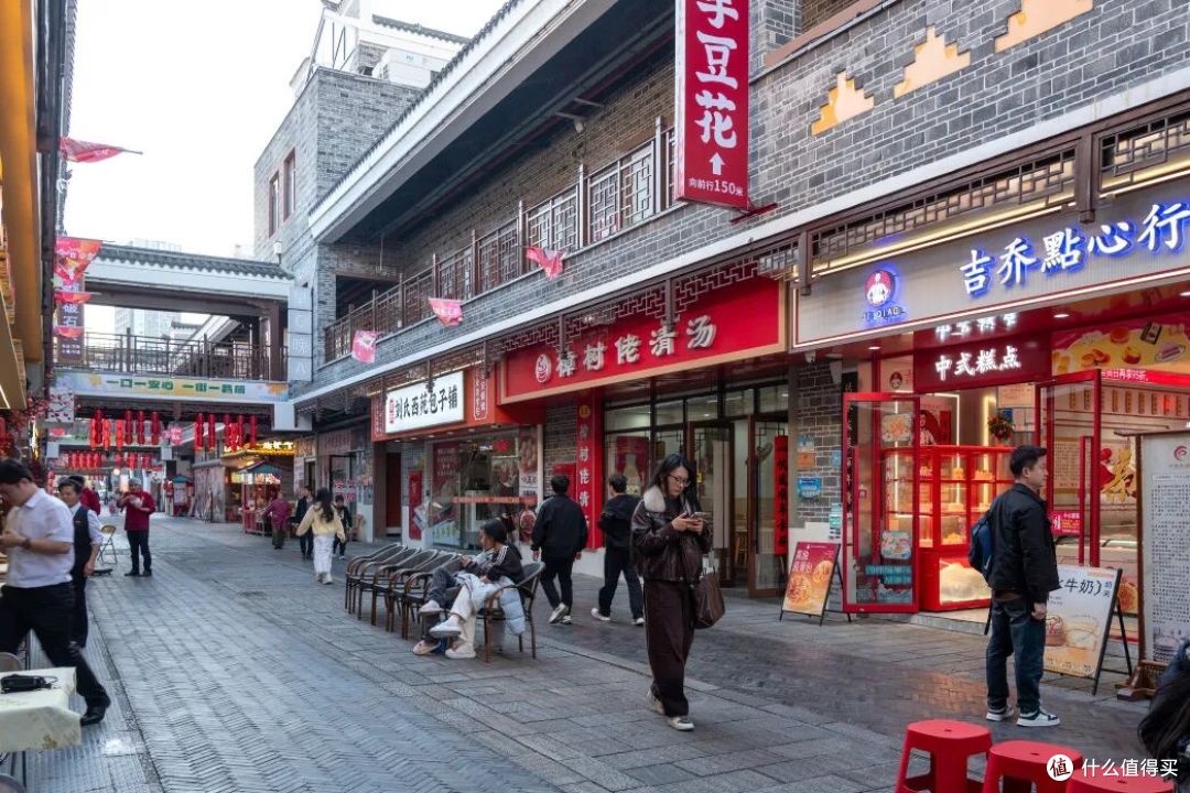 去了一个很卷的城市,游客不多景点却多到逛不完,太适合反向出游
