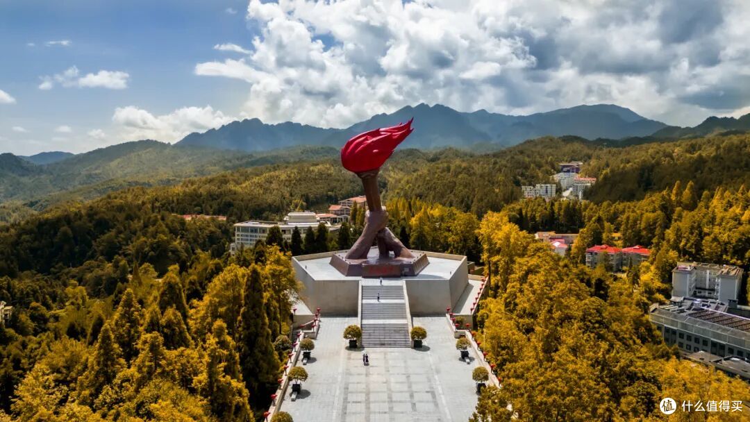去了一个很卷的城市,游客不多景点却多到逛不完,太适合反向出游