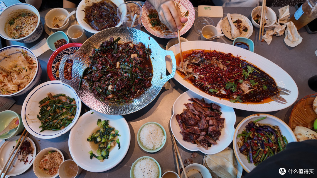 藏在苏北的美食天堂,老饕专程奔赴,一口沦陷彭城烟火味