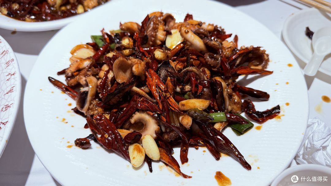 藏在苏北的美食天堂,老饕专程奔赴,一口沦陷彭城烟火味