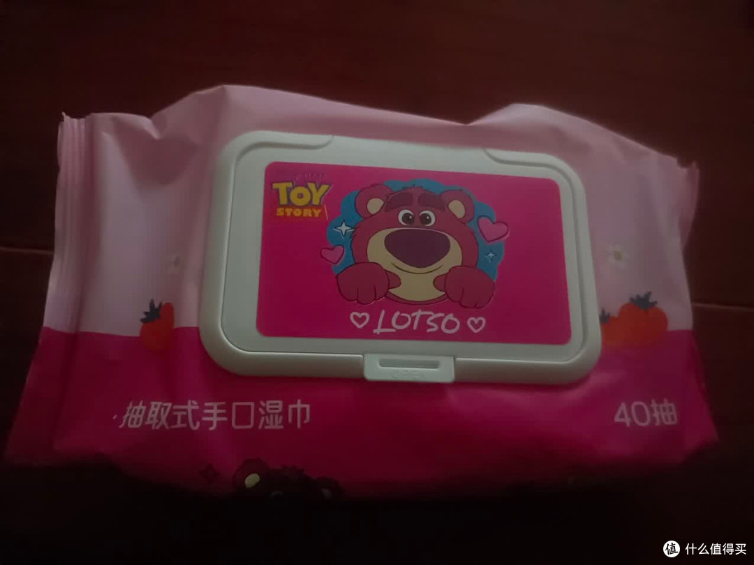 迪士尼手口湿巾卸妆湿巾 &草莓熊湿巾40抽