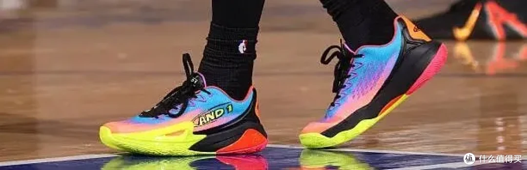 【NBA每日上脚】樱花粉伴小杨谢幕!PG2.5梦回2016巅峰时刻?
