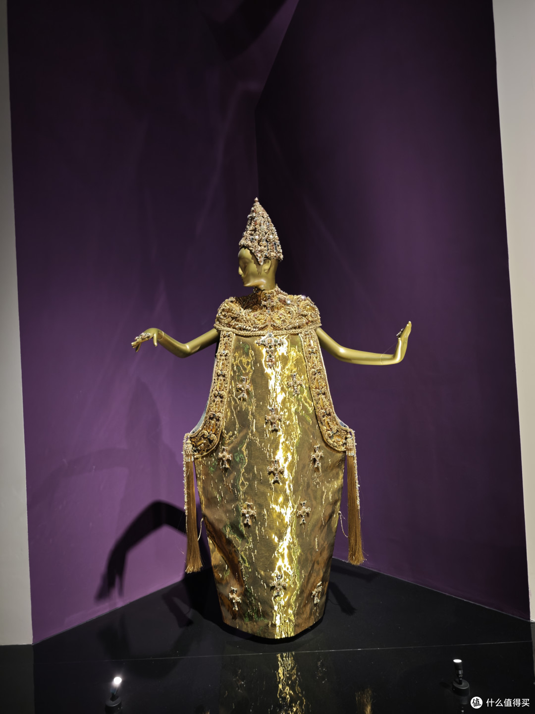 成都博物馆这场免费金线服饰大展,我愿称之为人类审美天花板!