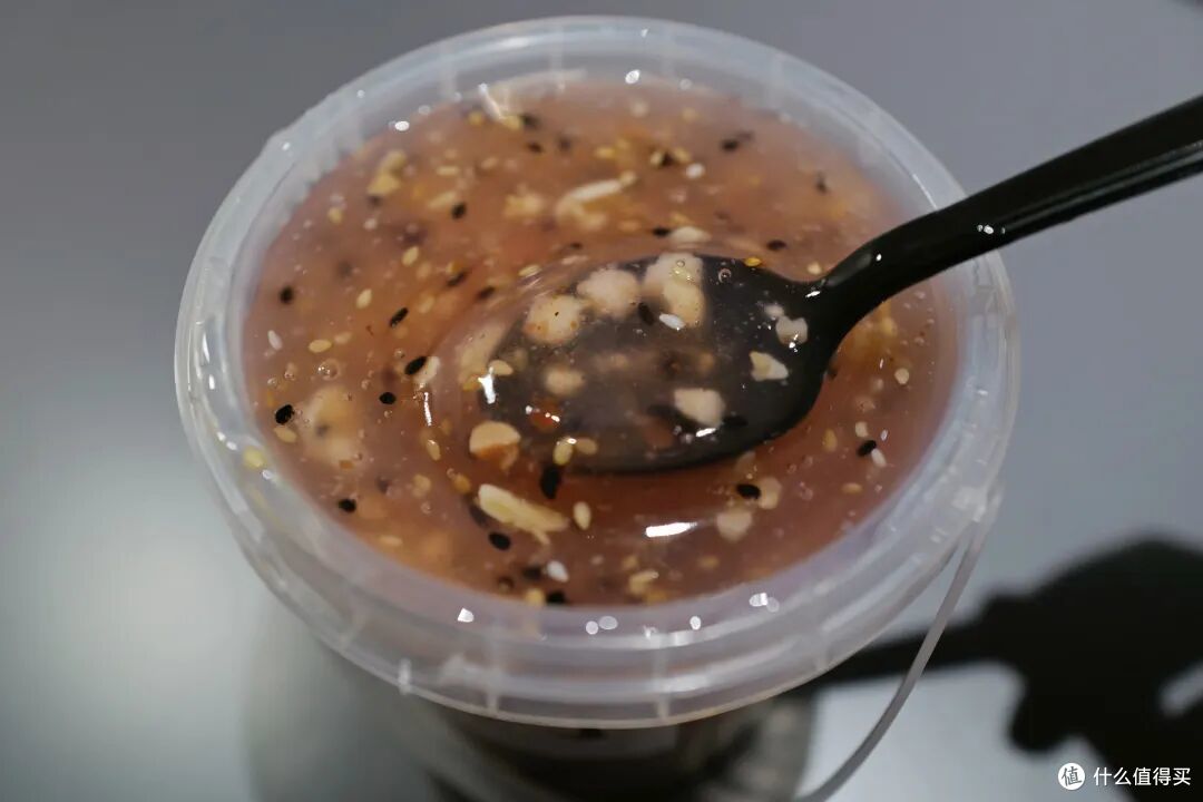 碳水王炸、夜宵天花板,这座松弛的古都就这么轻松地俘获了我的胃