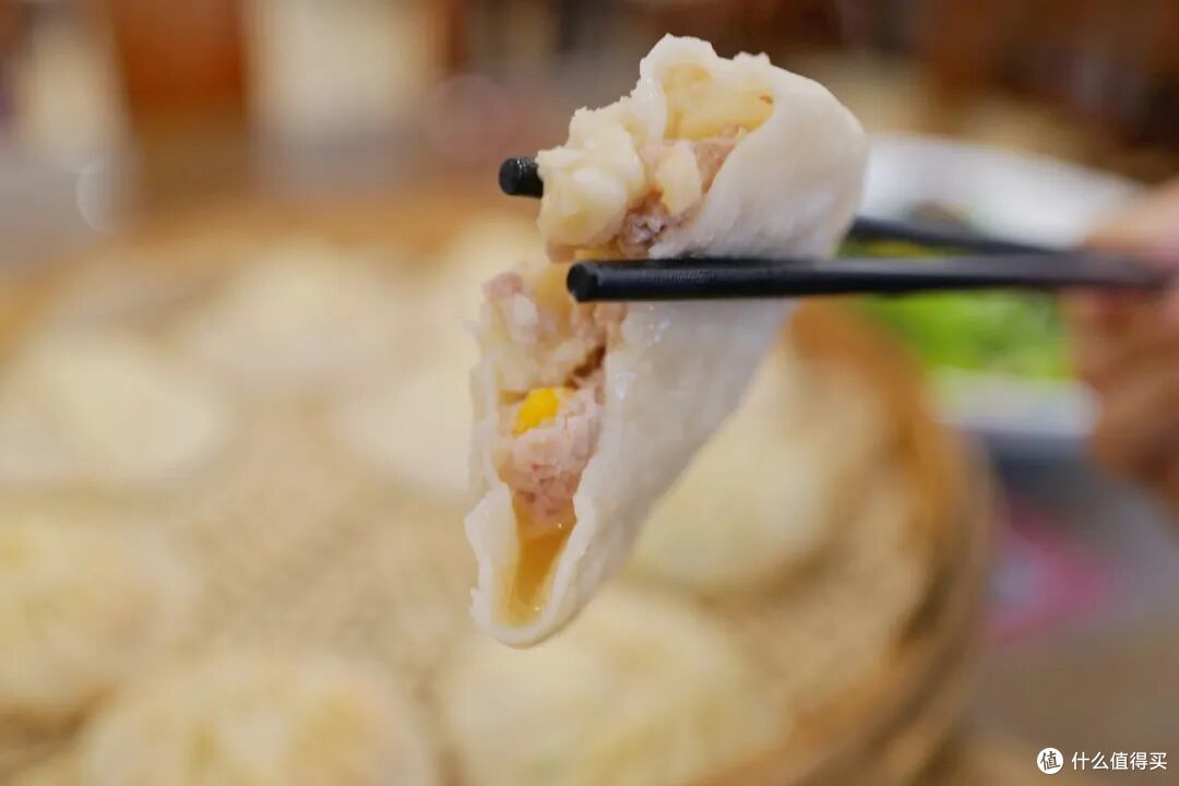 碳水王炸、夜宵天花板,这座松弛的古都就这么轻松地俘获了我的胃
