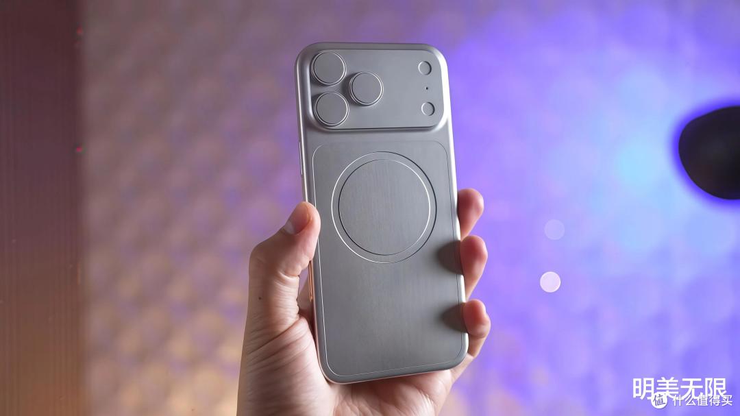 iPhone 18 Pro最新曝光:苹果这次不装了,真正的大招藏在相机里