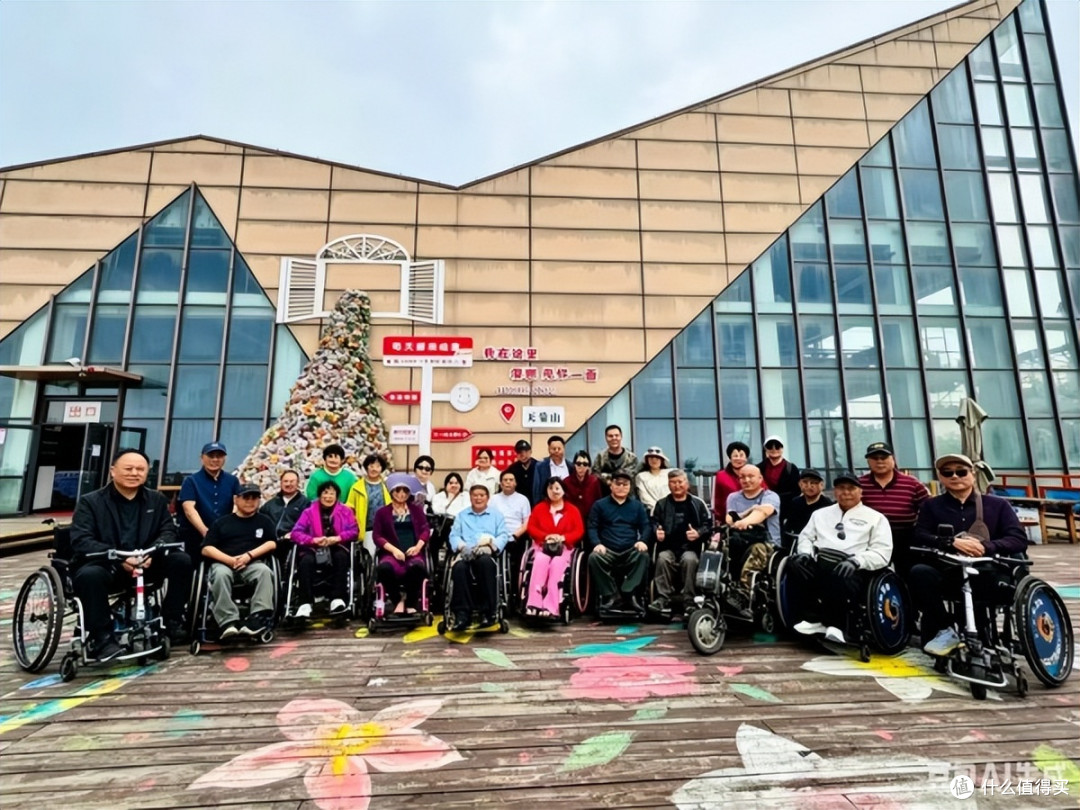 北京市肢协首善友爱公益项目组革命老区红色之旅圆满成功