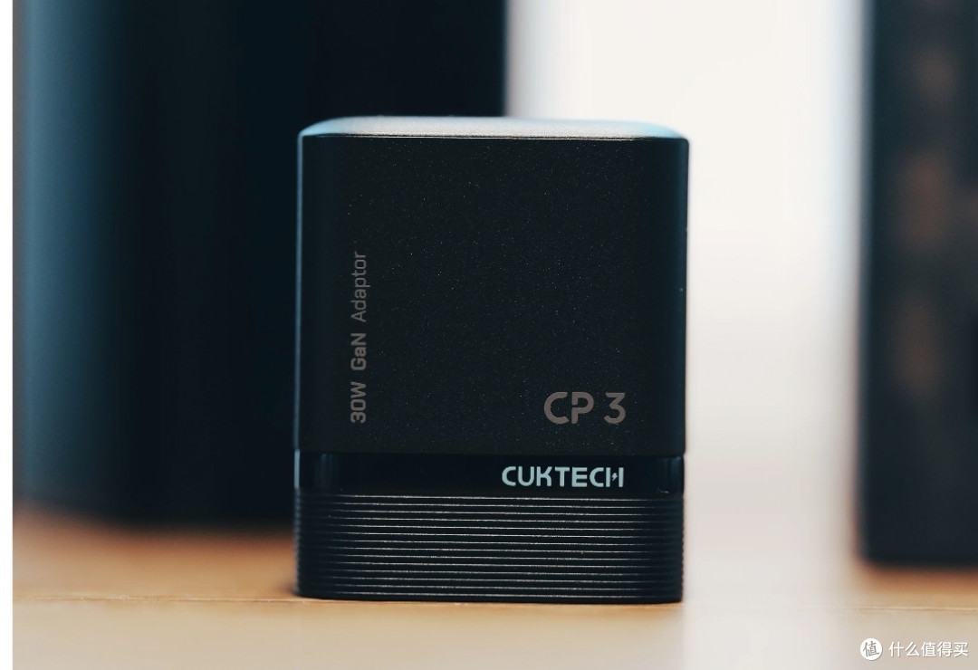 酷态科CP3电能充｜便携充电头的颜值天花板