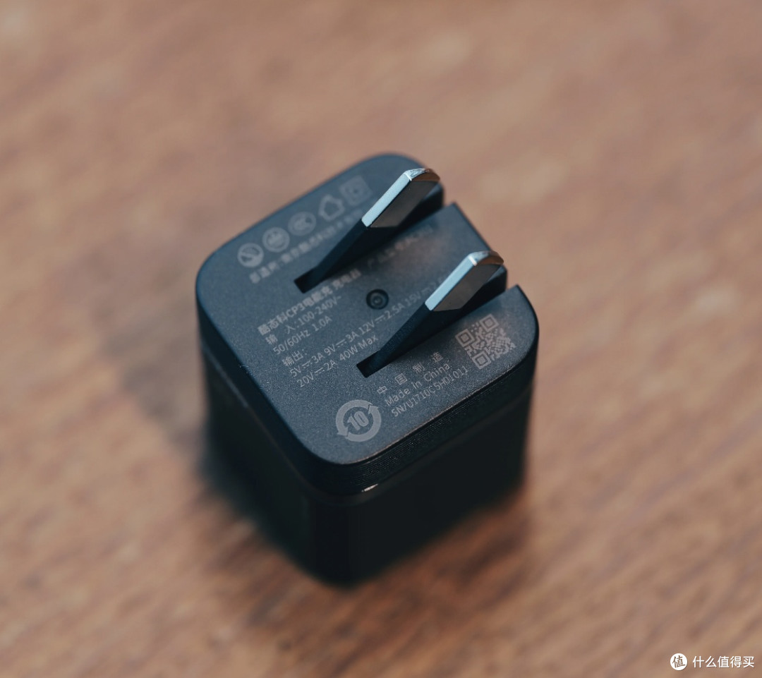 酷态科CP3电能充｜便携充电头的颜值天花板