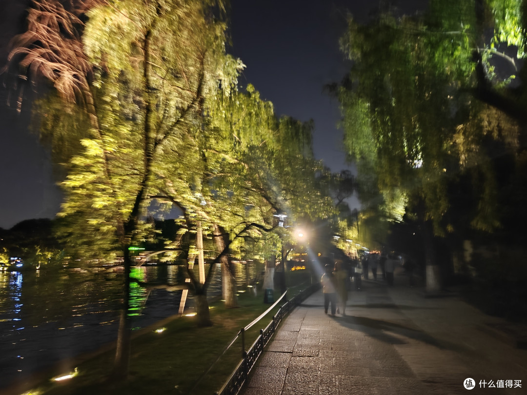 杭州西湖徒步指南:两小时邂逅湖光山色