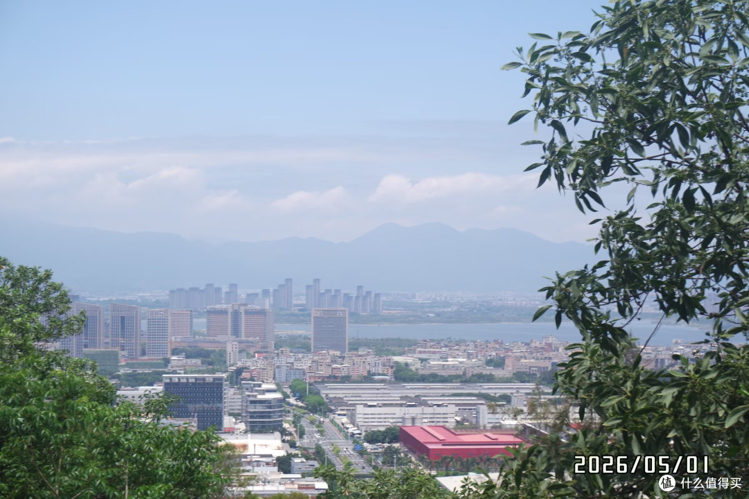 五一登山随手拍｜3个简单思路，拍出山野氛围感大片