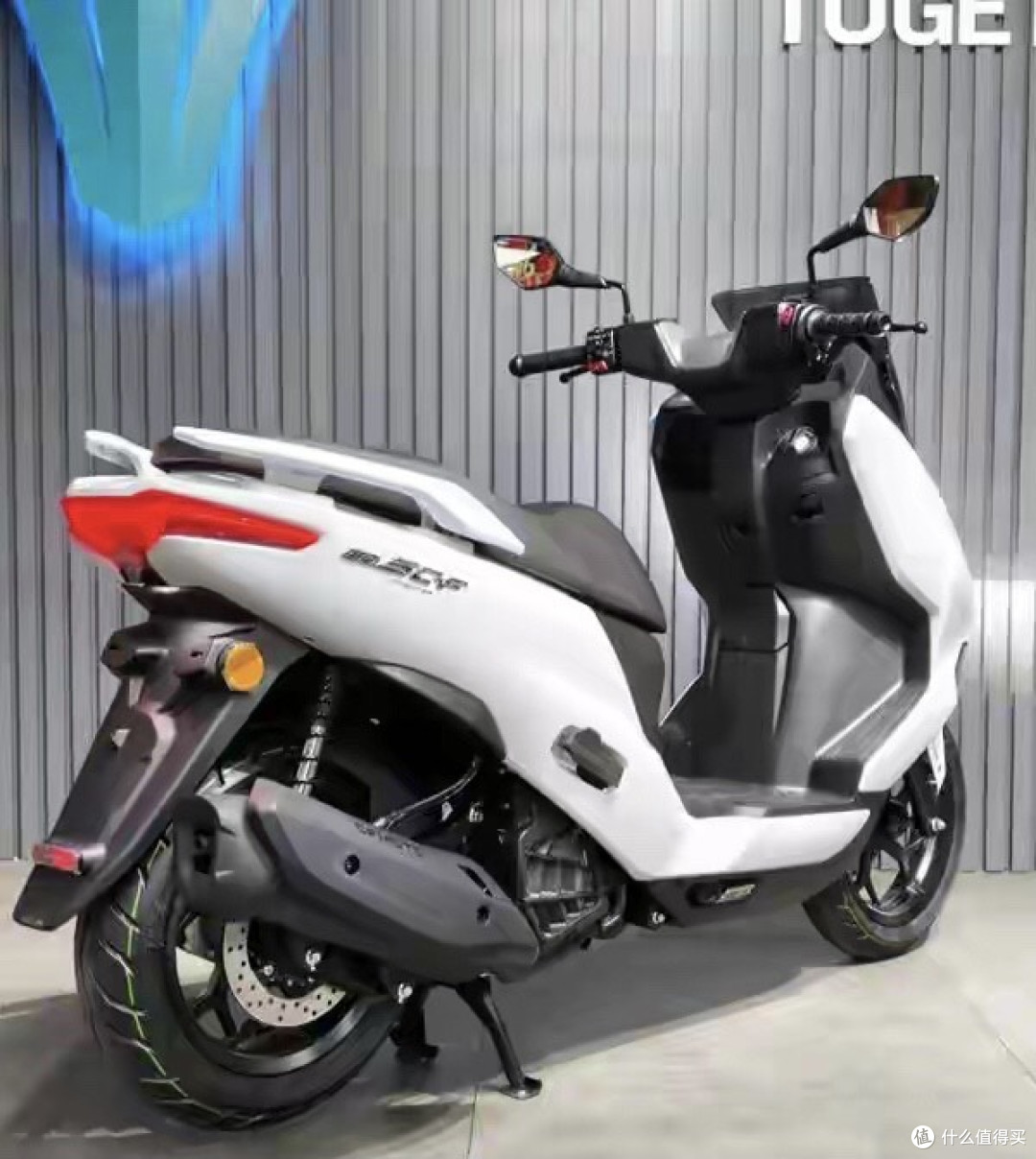 预算1.2万！春风150SC-F硬刚升仕150X，谁才是城市通勤首选？