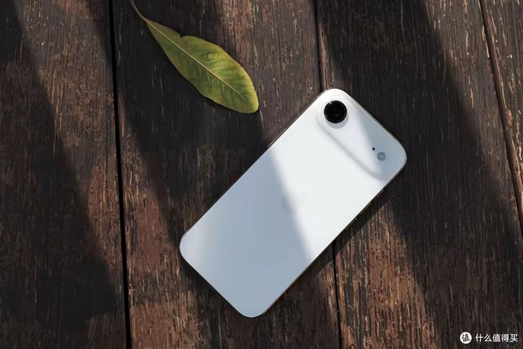 还得是华强北,给iPhone Air打孔、塞卡槽,成了一条产业链