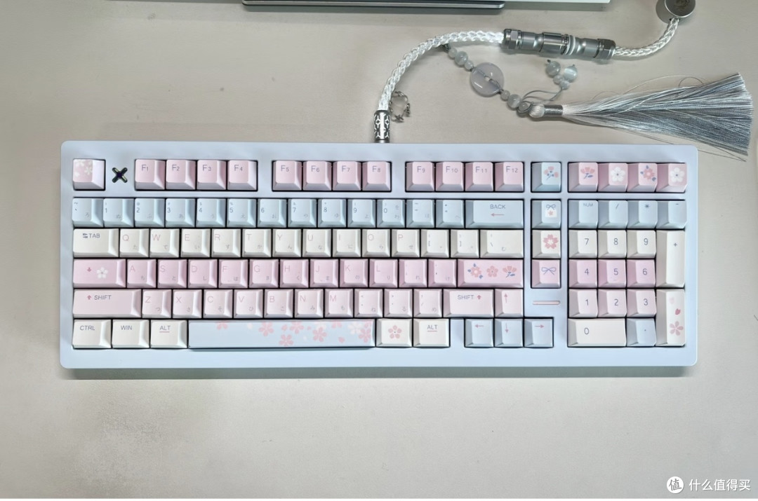 清新蓝粉桌面键盘焕新