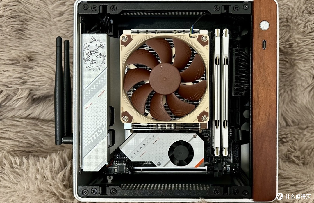 小户型ITX主机搭建指南：迷你机箱+静音散热+高颜值配件推荐