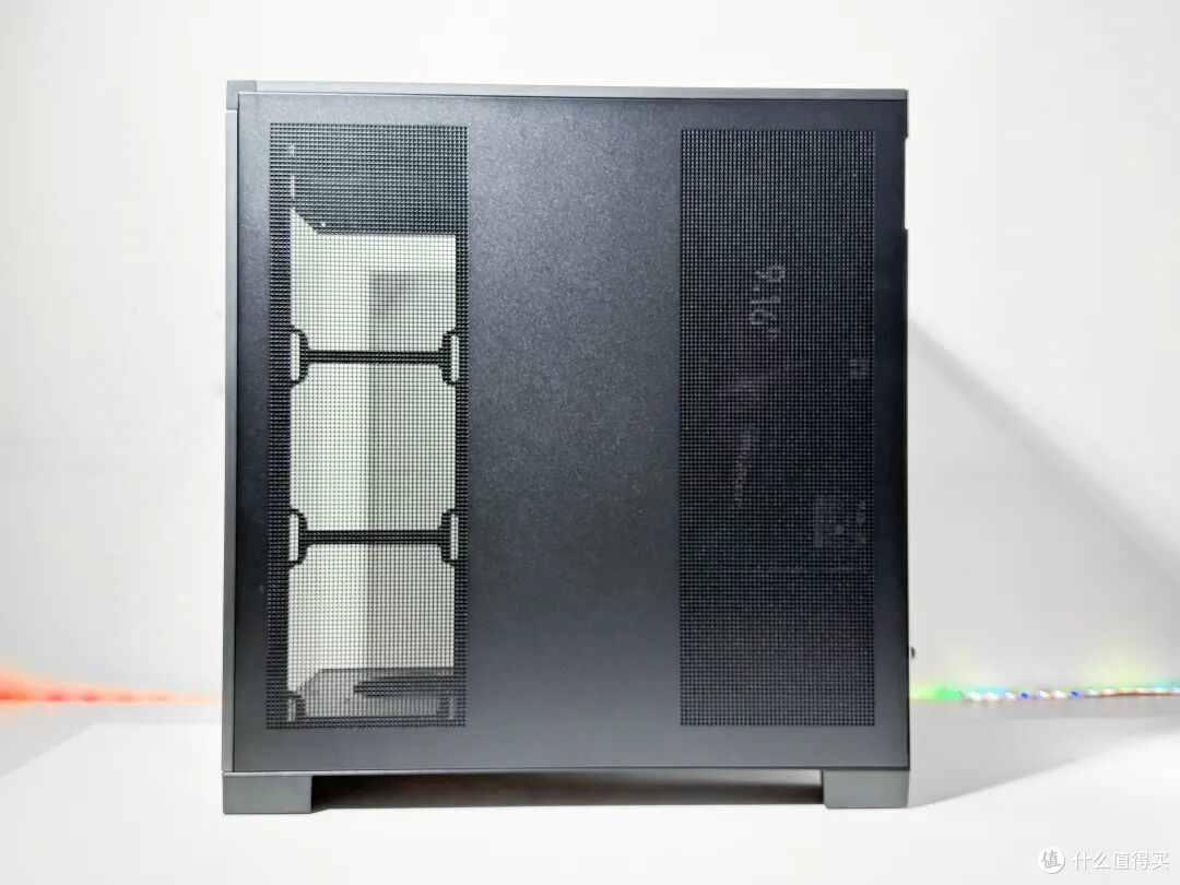 DIY双屏机箱,水冷散热器可直接播放视频,颜值夯爆了