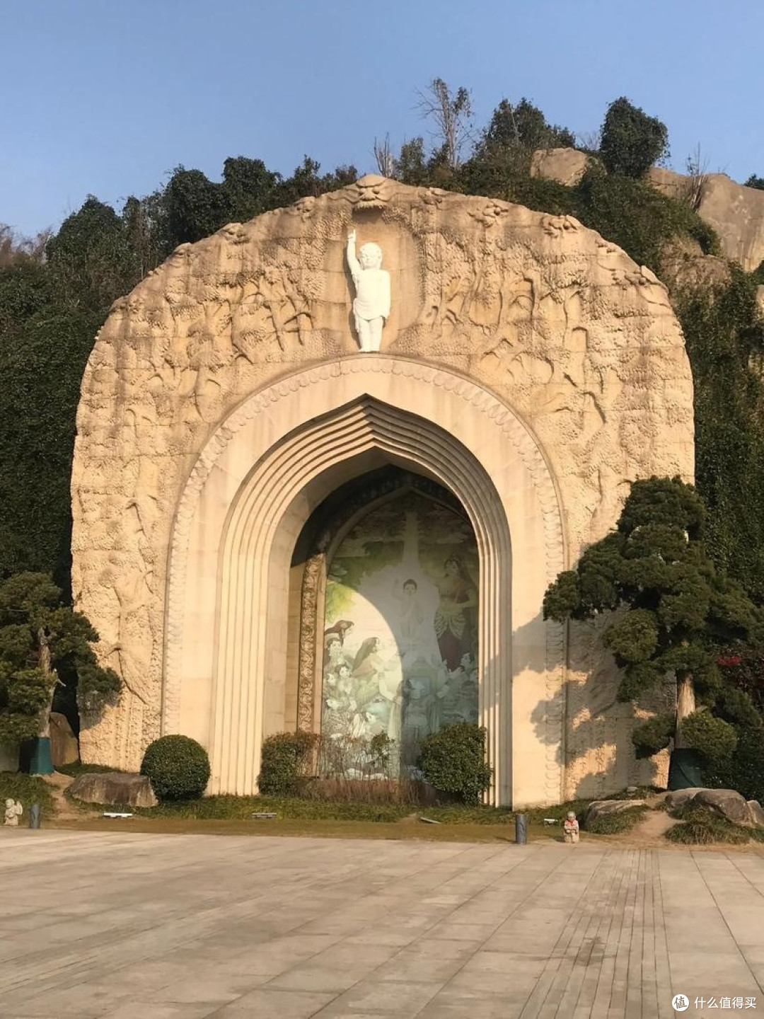 牛首山漫游：春日的宁静与温柔
