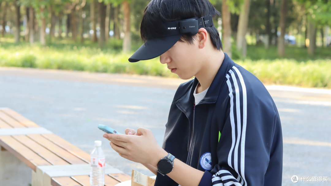 防晒听歌一“帽”搞定!飞雅Y1才是夏天户外的正确打开方式