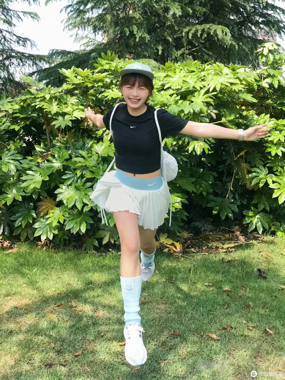 瑜伽裤过时了,夏天很多人在穿“网球裙”,时髦贵气、回头率高!