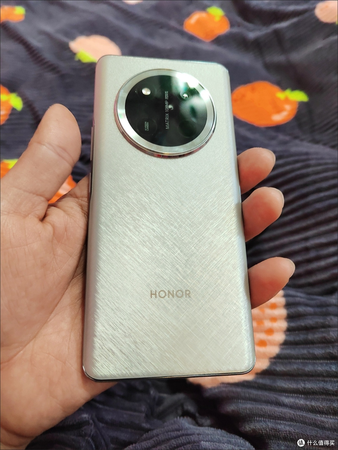 荣耀600 Pro：商务旗舰，安全流畅