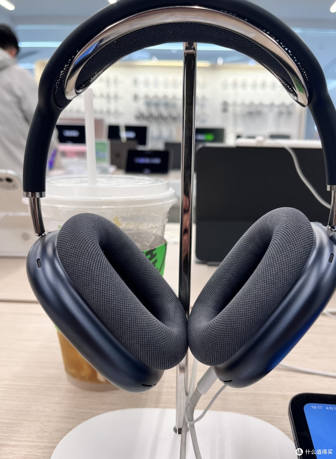 AirPods Max与A7M3性价比分析
