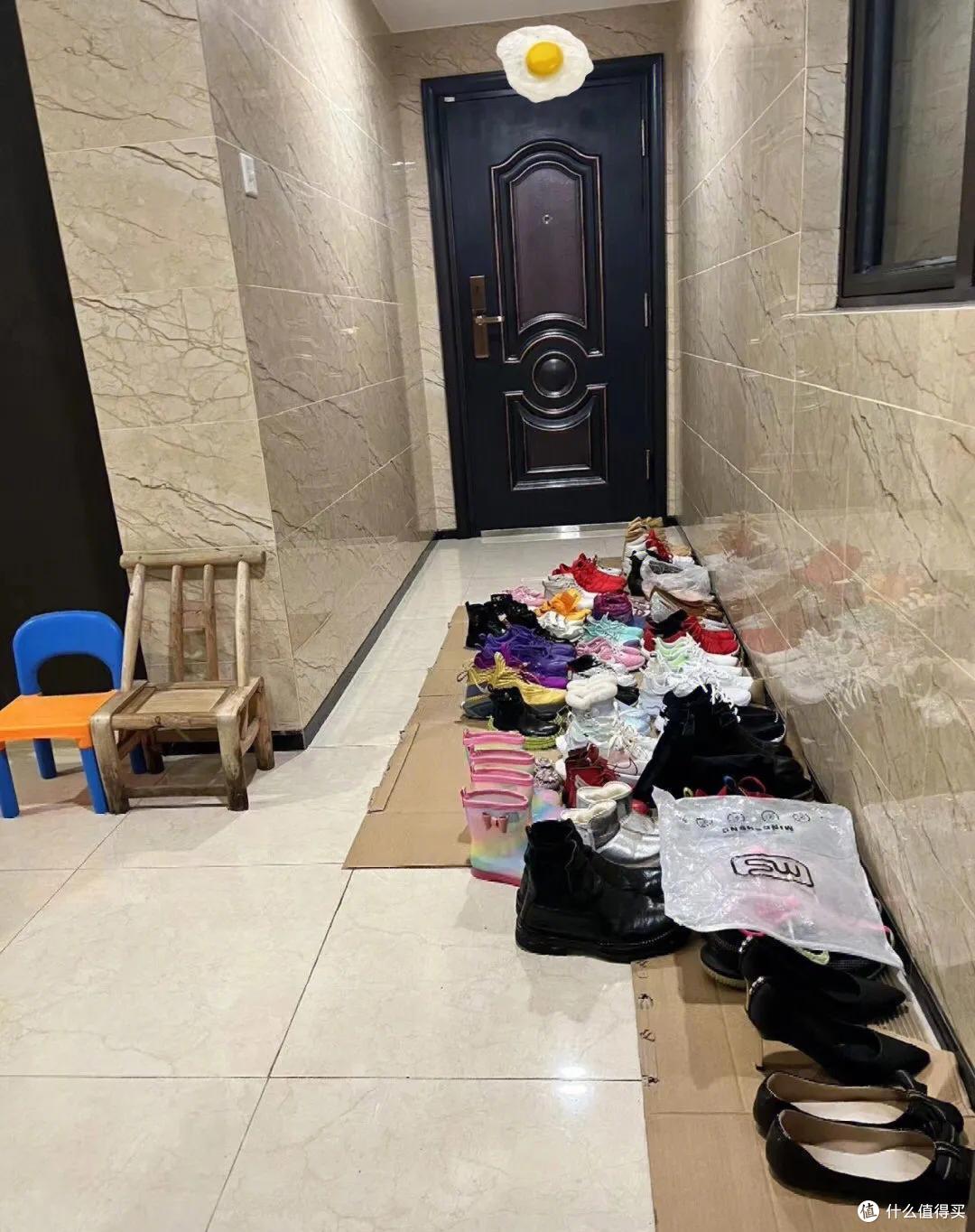 摊上这样的“好邻居”，我真想把房子卖了！你遇到过没？