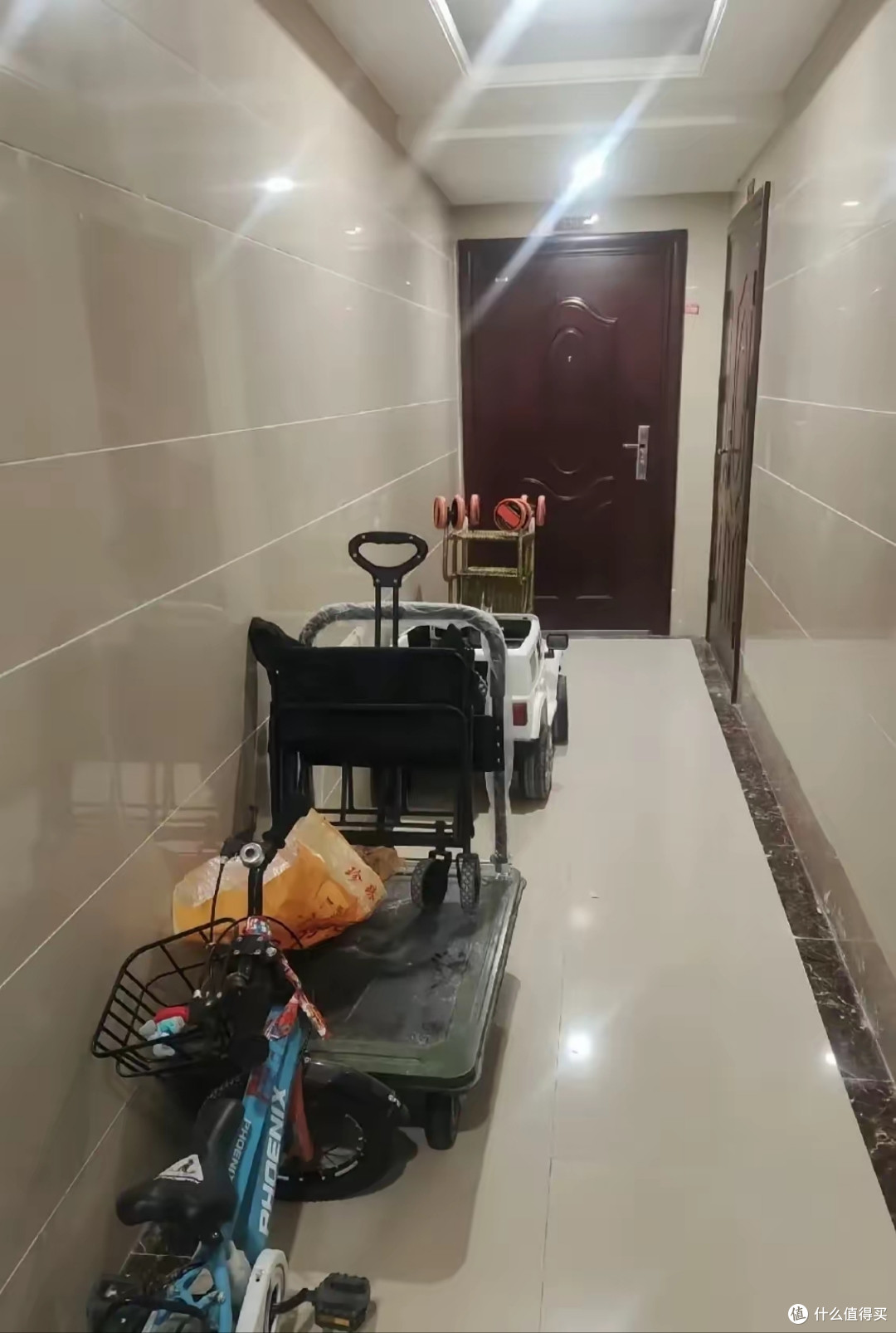 摊上这样的“好邻居”，我真想把房子卖了！你遇到过没？