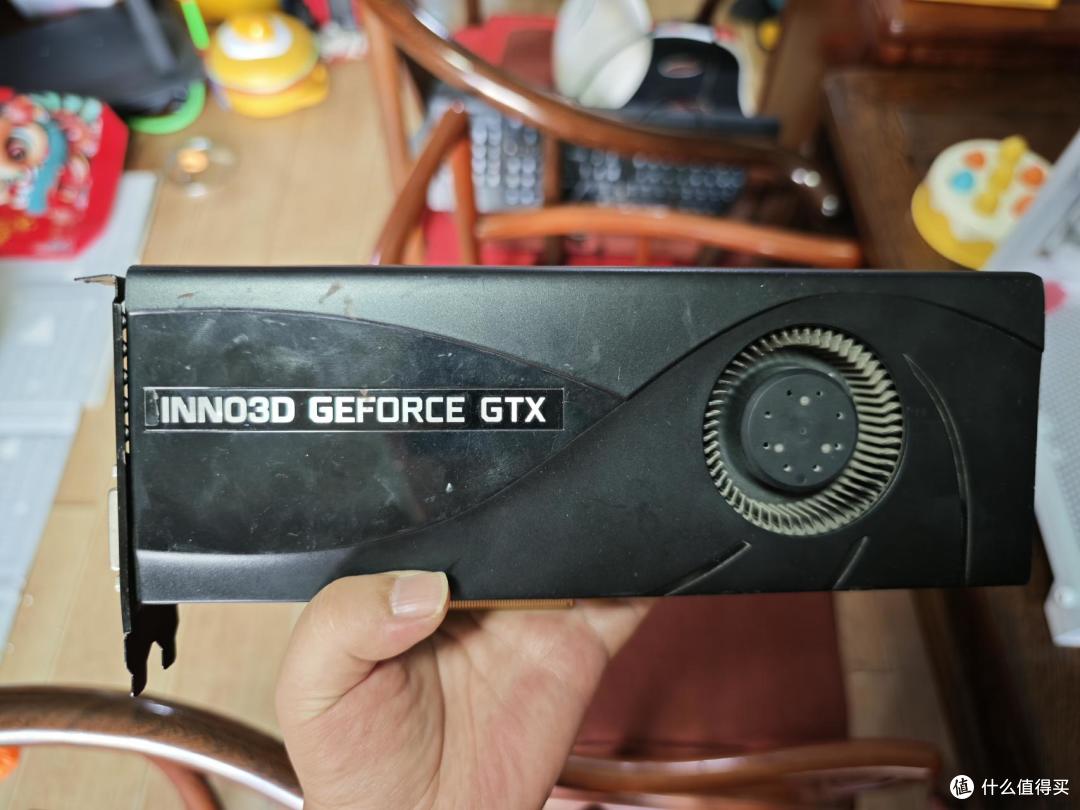 曾经售价五千+的卡皇1080Ti，二手只要800多！用了几月，运转良好