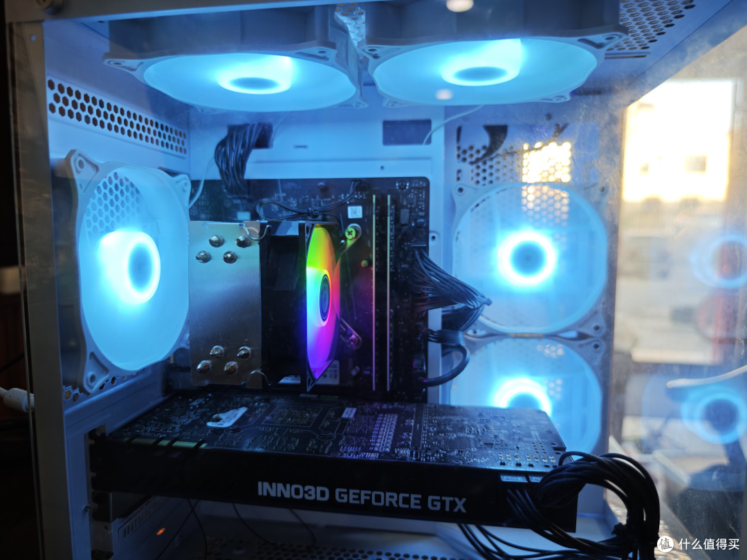 曾经售价五千+的卡皇1080Ti，二手只要800多！用了几月，运转良好