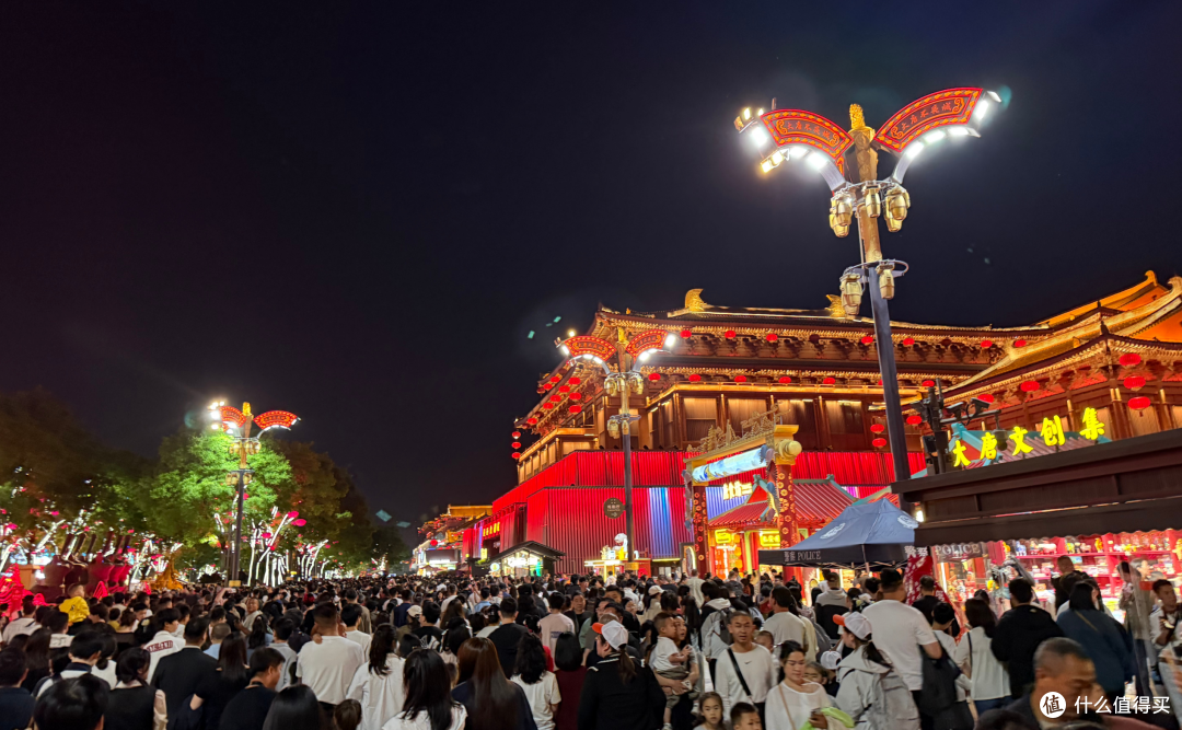 2026年五一“堵王”封神榜:十大最堵景点,你都去了哪里?