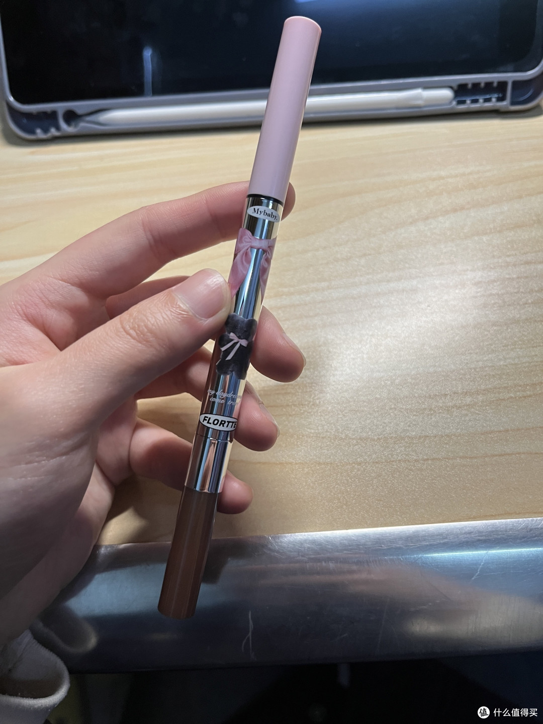 国货眼妆必备:自然棕卧蚕笔