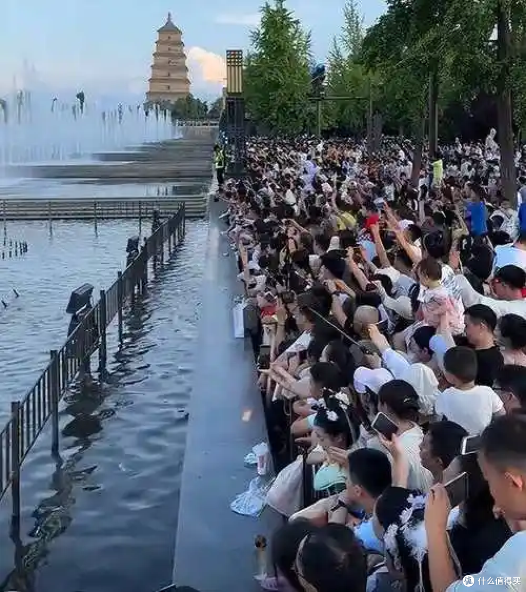 五一刚收假仅隔 45 天再放假,端午连休三天零调休不用补班 !
