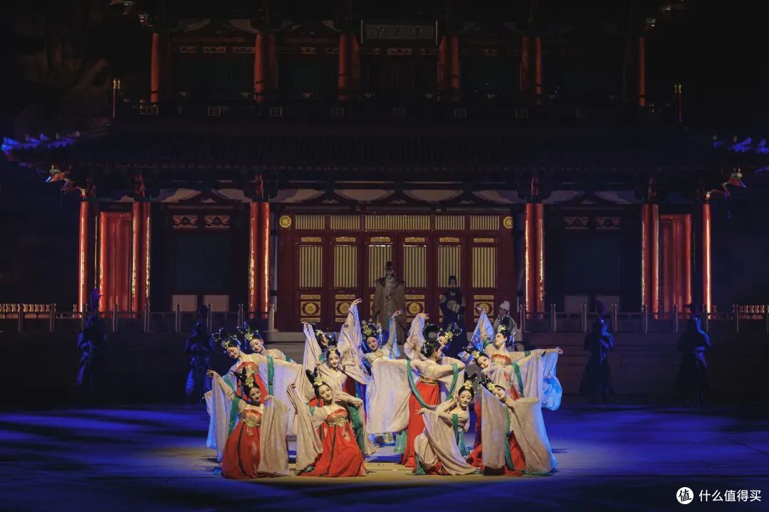 我“穿越了”！一不小心结了个婚，真被这个沉浸式古城“演”服了